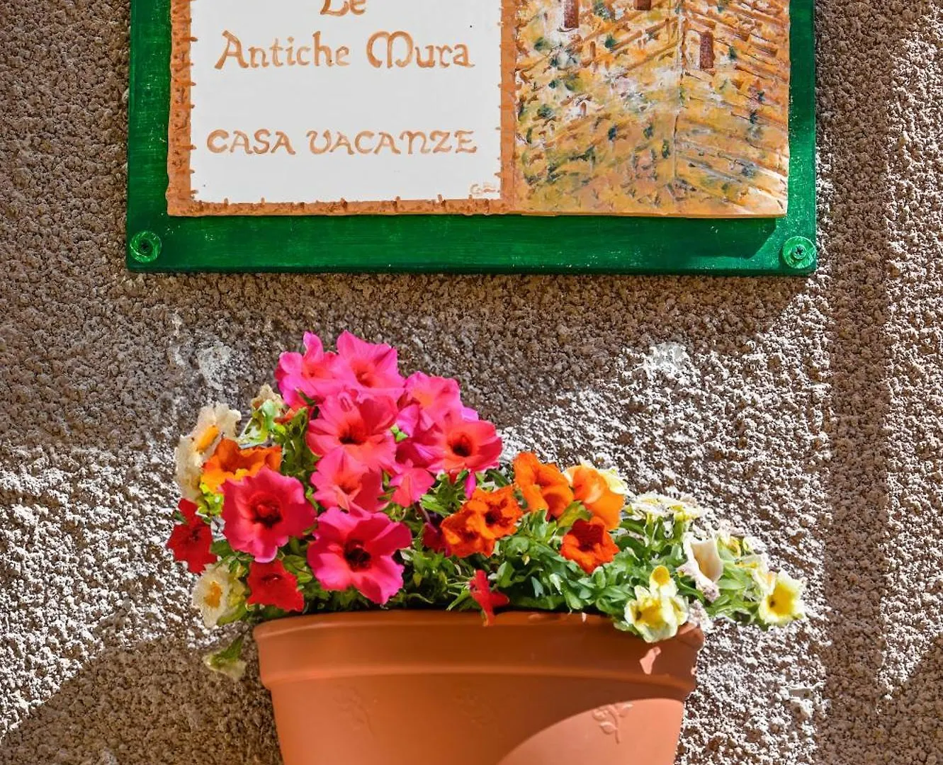 Le Antiche Mura Iglesias 0*,